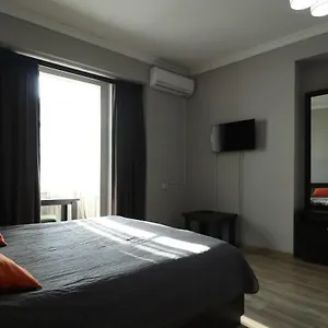 erekle-8-10.alltbilisihotels.com/