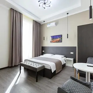apartments-on-mikhailovskaya.hotels-of-kiev.com/
