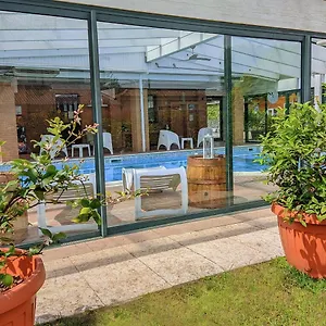 Fontana Oasis Апартаменты